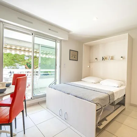 Apartment Le Club By Interhome La Grande-Motte